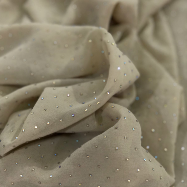 Crepe GGT Cru Com Strass